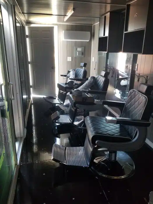 Container Barbershop 5