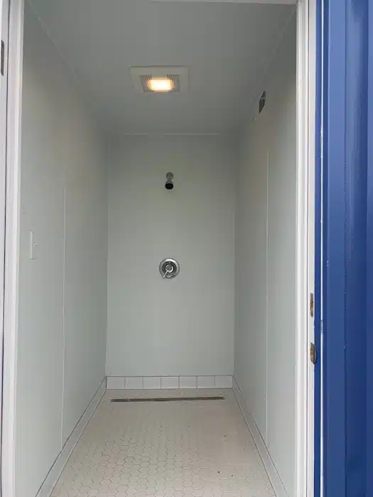 "The Washrooms" Model 4