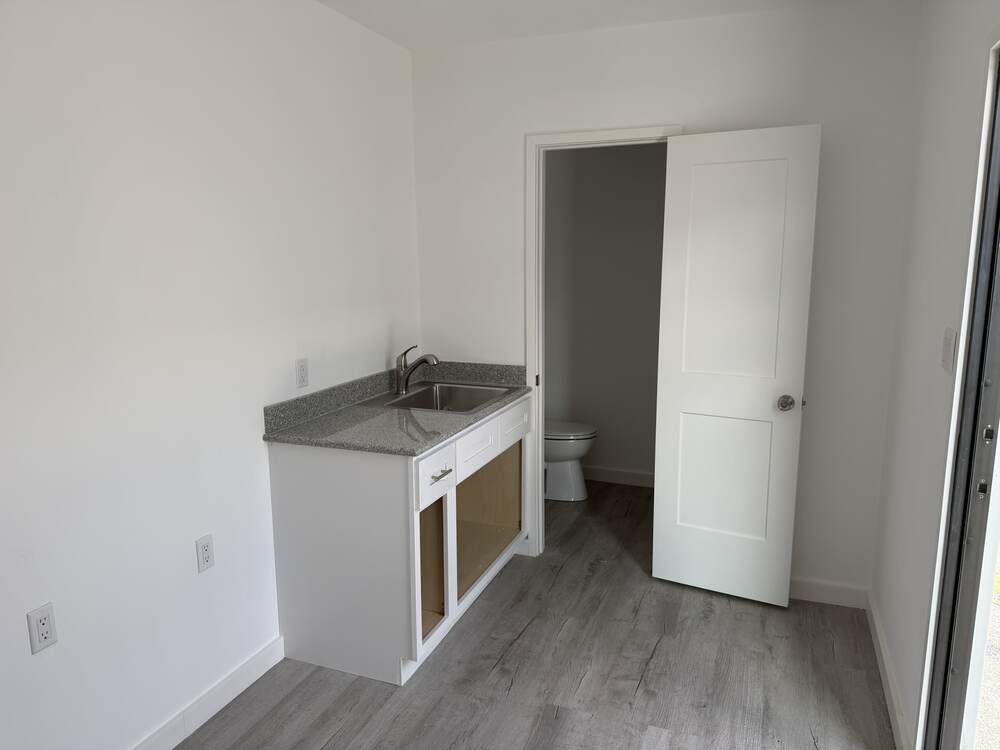 Duplex — 2 Units 4