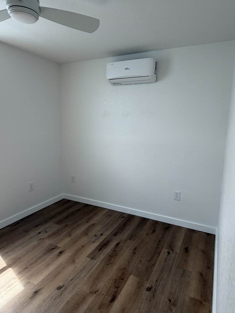Double-Wide 640sf 4
